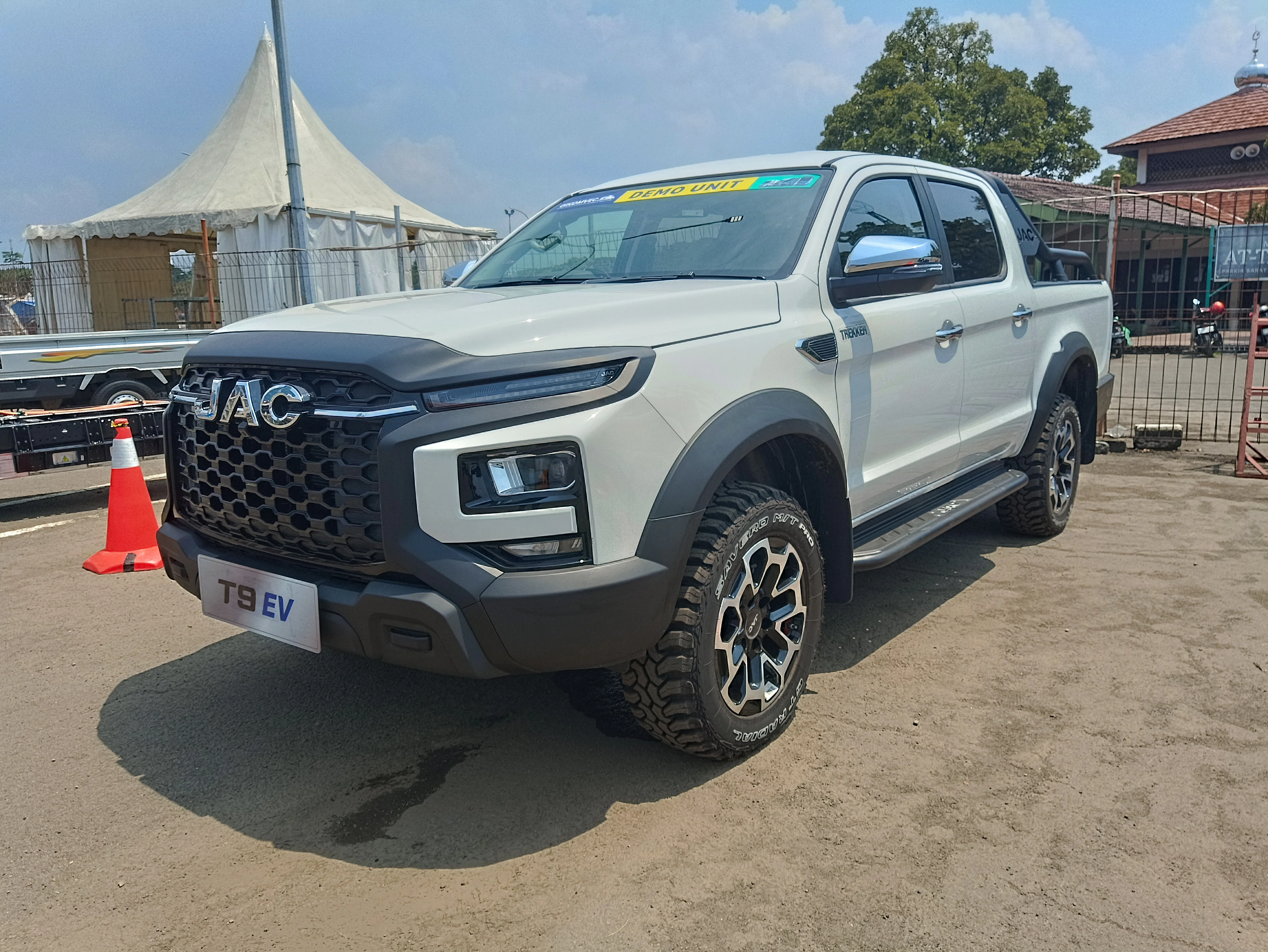 Unit JAC Trekker T9 EV Untuk Uji Coba (arsip stapo.id)