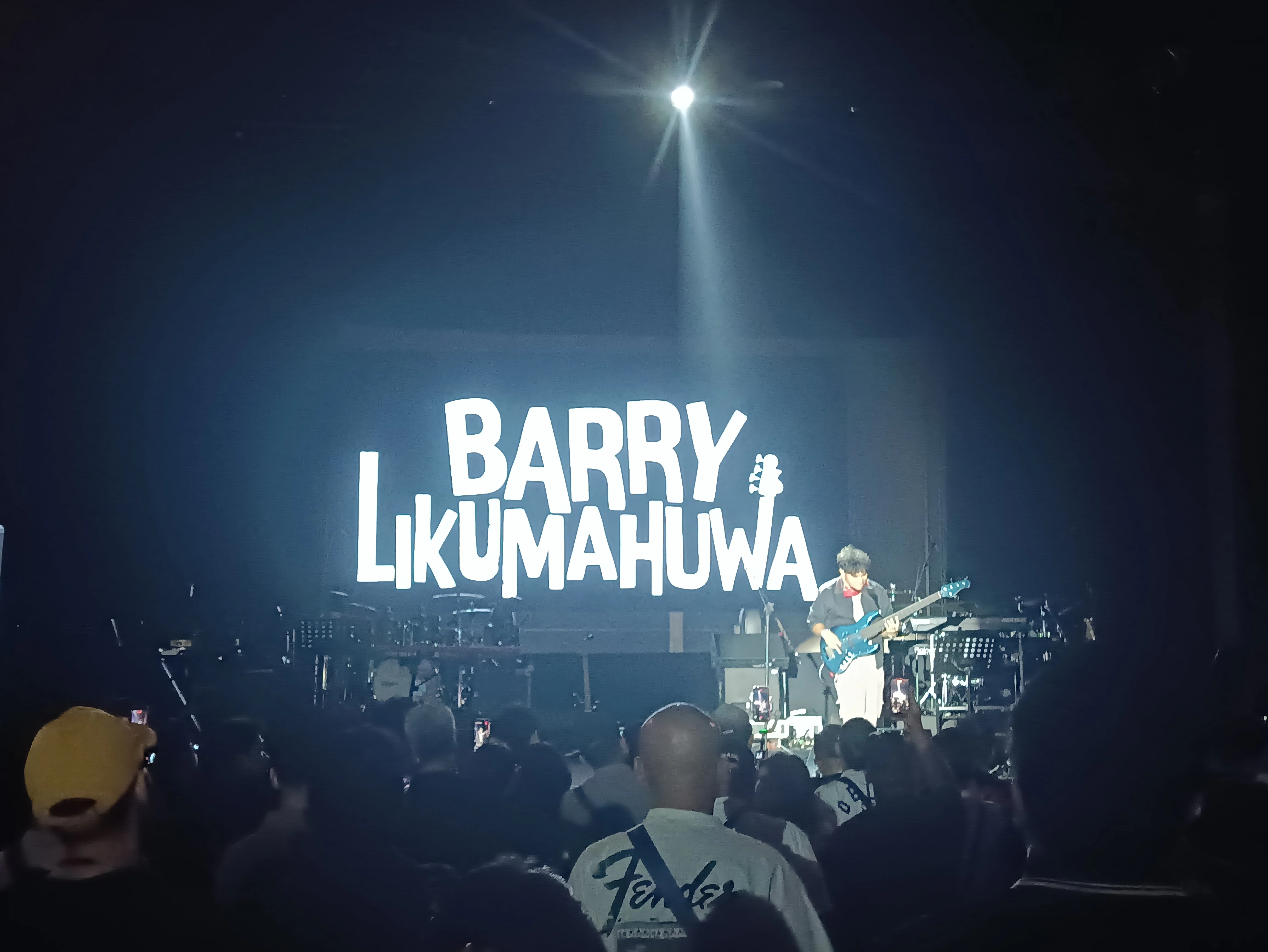 Barry Likumahuwa Tampil Solo Pada Bass (arsip stapo.id)