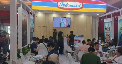 Ilustrasi konsep investasi waralaba minimarket modern