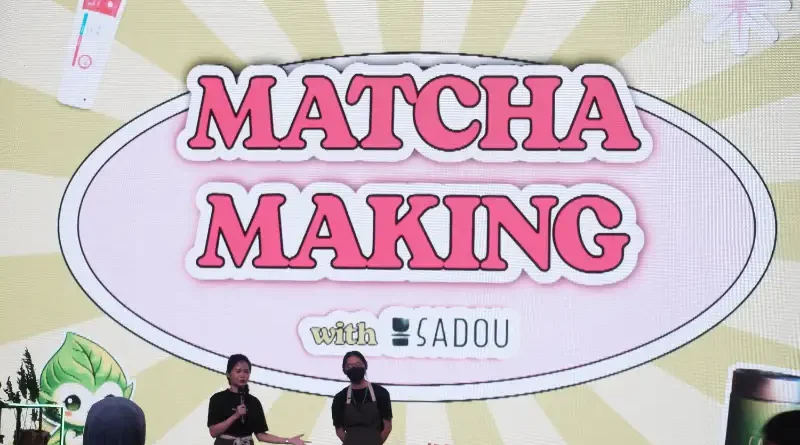 Ilustrasi bubuk matcha murni sebagai simbol gaya hidup sehat.