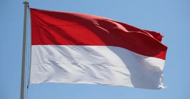 Hari Kebangkitan Nasional ke-118 Menjadi Momentum Penguatan Kedaulatan Menuju Indonesia Emas 2045 Bendera merah putih berkibar tertiup angin sebagai simbol peringatan Hari Kebangkitan Nasional