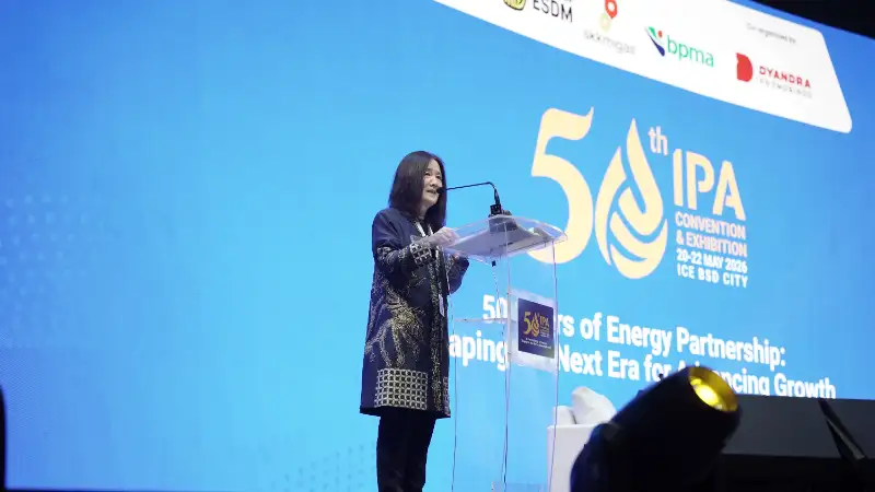 Ilustrasi simbolis kolaborasi sektor energi dan peningkatan produksi migas