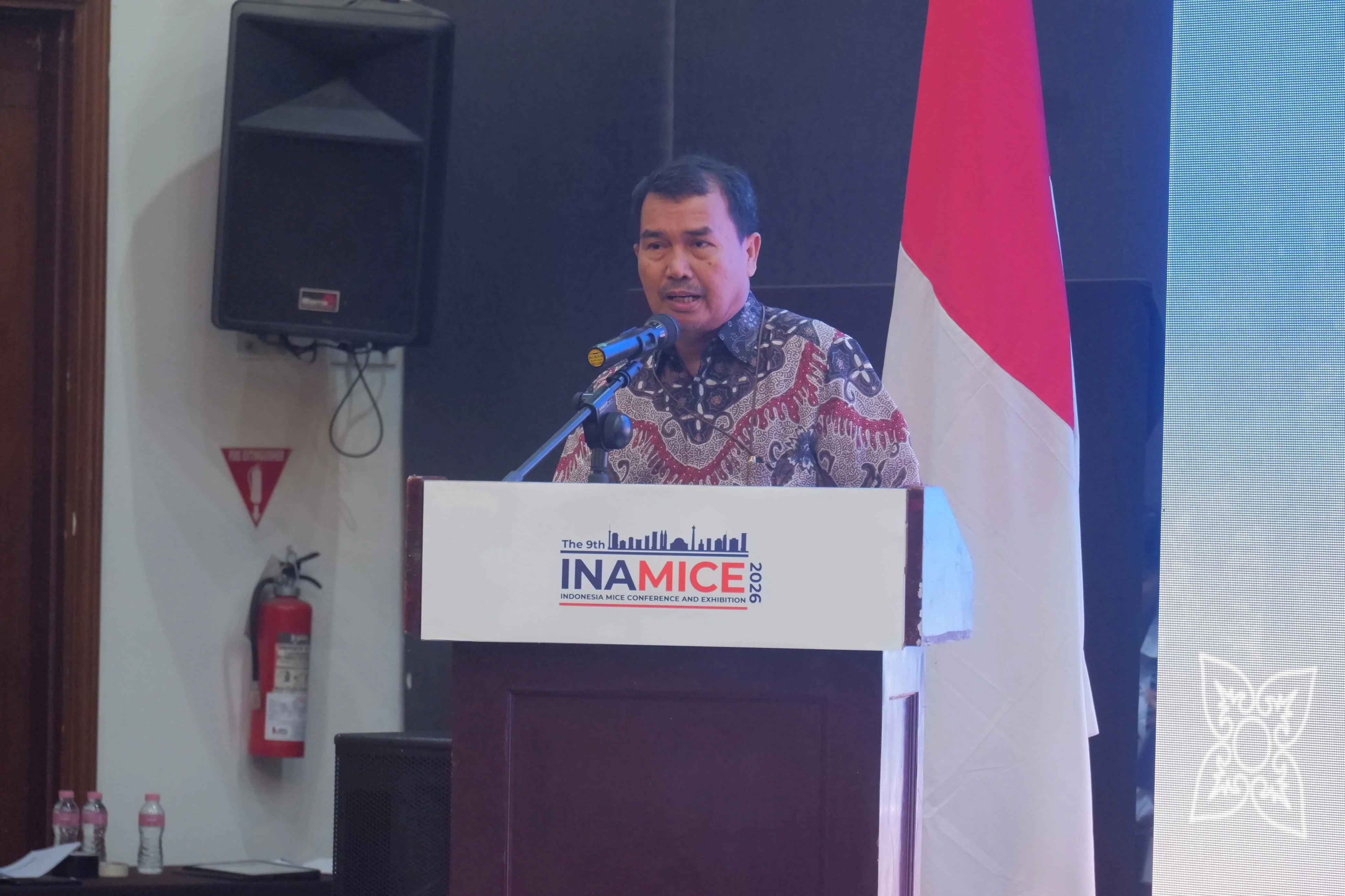 Direktur Politeknik Negeri Jakarta Dr. Syamsurizal, S.E., M.M Dalam Sambutan Pembukaan INAMICE 2026 di Jakarta (arsip stapo.id)