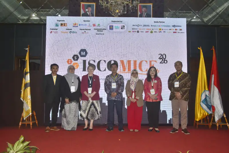 Representasi digital teknologi pintar dan koneksi manusia dalam industri MICE