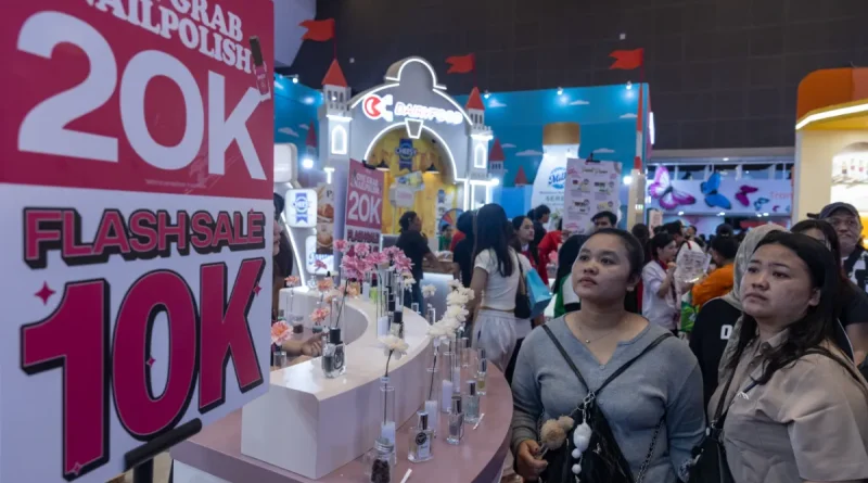 Ilustrasi berbagai produk belanja dengan label harga sepuluh ribu rupiah.