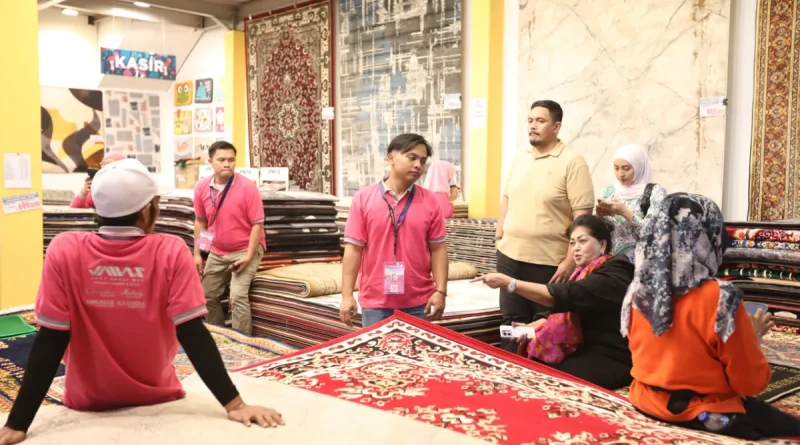 Berbagai pilihan karpet premium berkualitas di pameran modern