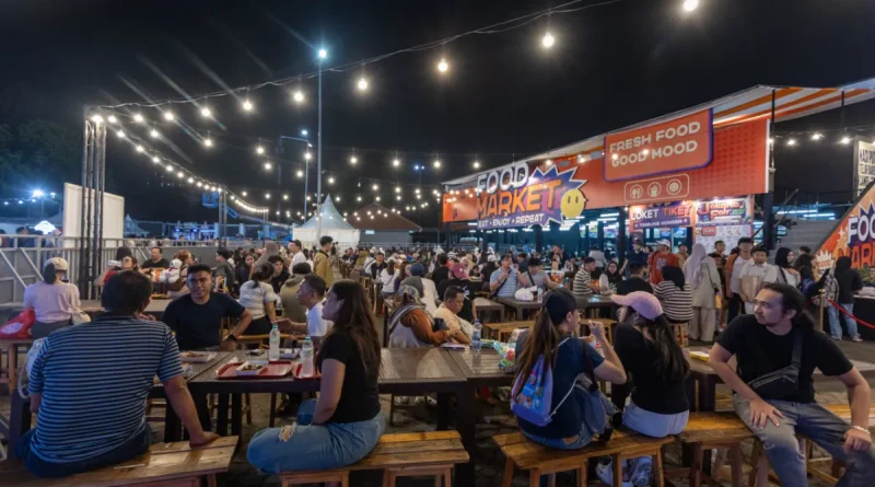 Ilustrasi ragam kuliner malam festival