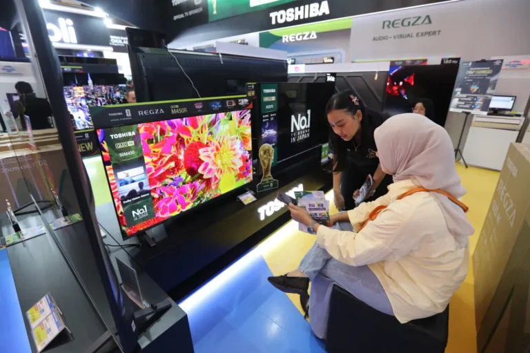 Promo produk televisi elektronik di Jakarta Fair