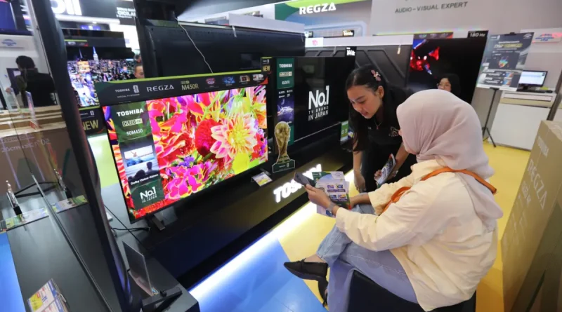 Promo produk televisi elektronik di Jakarta Fair