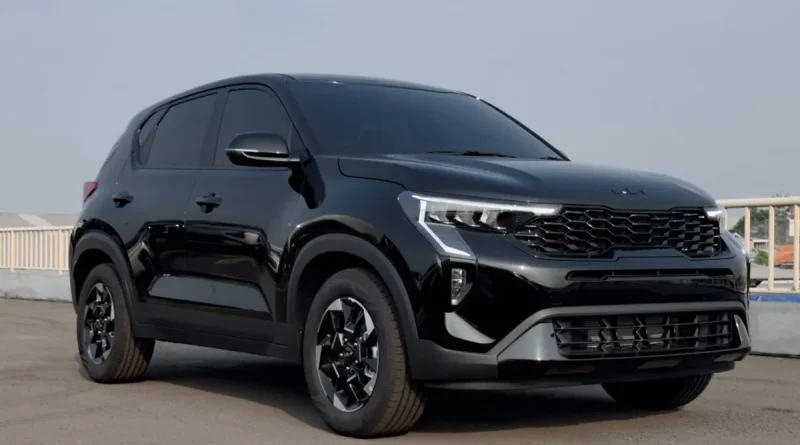 Detail kemudi mewah berlapis kulit hitam dari Kia Limited Black Edition