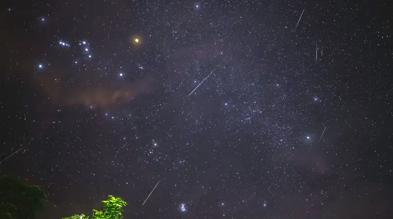 Ilustrasi gerhana matahari total dengan korona yang bersinar di langit malam yang gelap