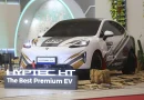 Modifikasi mobil listrik premium dengan gaya sporty dan tangguh
