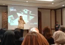 Ilustrasi ruang kerja AI untuk Stapo.id
