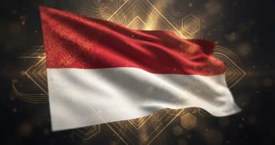 Selamat Hari Kemerdekaan RI Ke-81, Saatnya Bersatu Membangun Indonesia yang Berdaulat, Adil, dan Makmur Ilustrasi bendera merah putih berkibar dengan latar belakang abstrak berwarna emas melambangkan kemerdekaan Indonesia