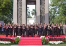 Visualisasi Kartu Kredit Indonesia berlogo nasional dengan latar belakang keamanan transaksi digital