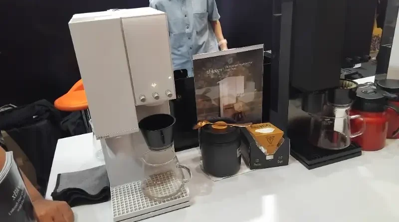 Ilustrasi mesin kopi xBloom untuk Stapo.id