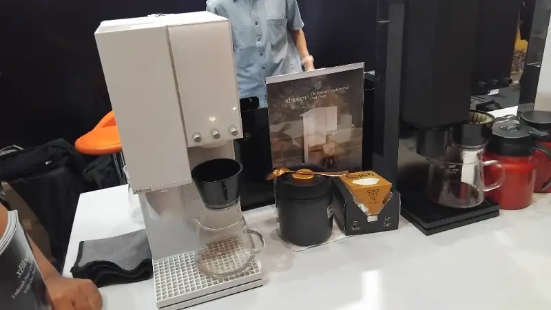 Ilustrasi mesin kopi xBloom untuk Stapo.id