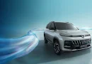 Ilustrasi konseptual teknologi otomotif hybrid dan turbo untuk SUV modern.