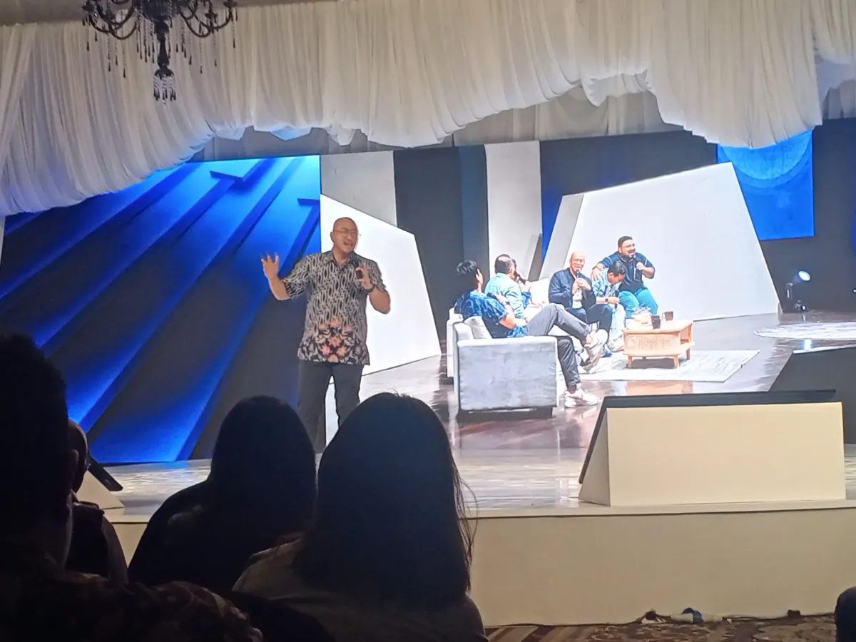 The 5th World Conference on Creative Economy (WCCE): Pandji Pragiwaksono Soroti Industri Komedi dan Kekayaan Intelektual